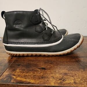 Sorel waterproof duck boots